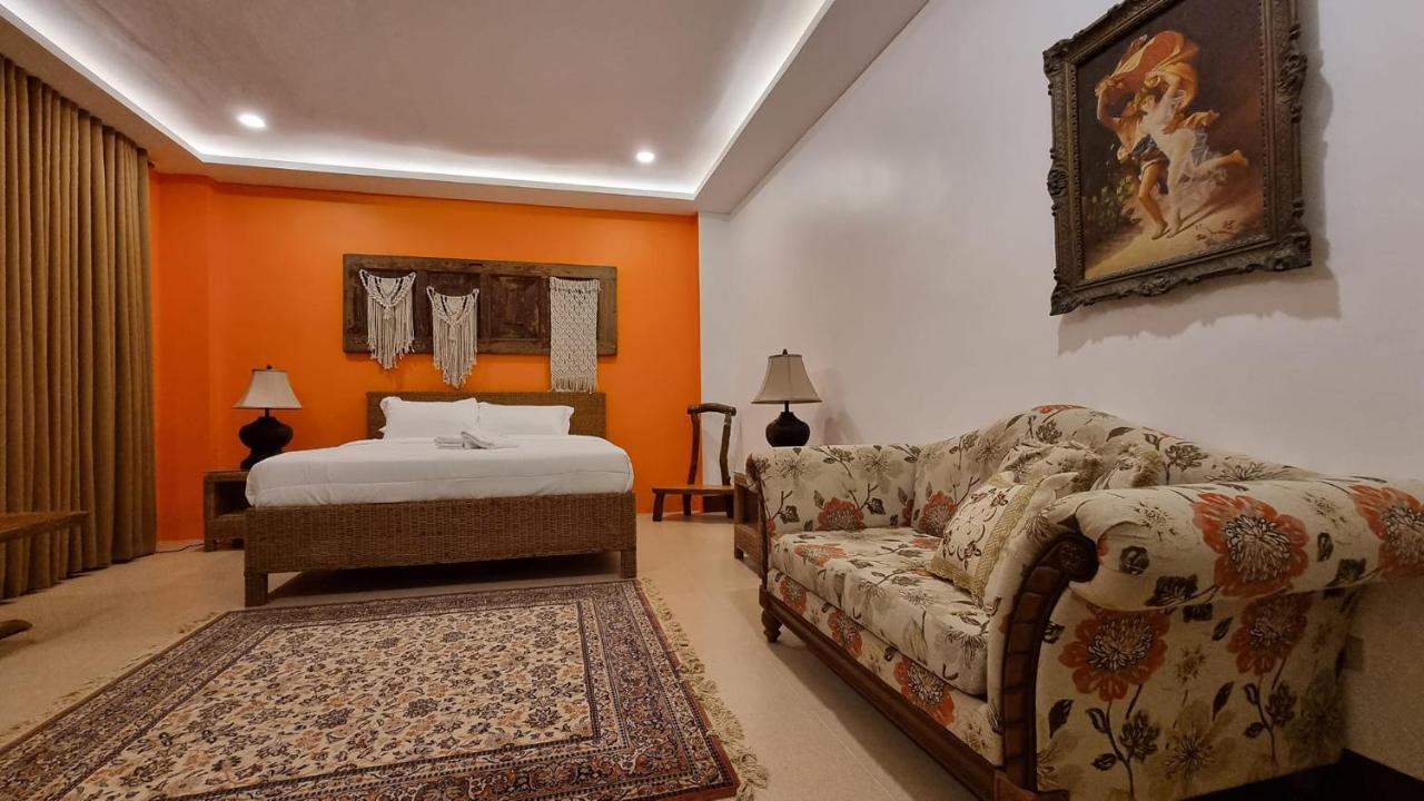 Отель Residencia Orlina Dumaguete City Экстерьер фото