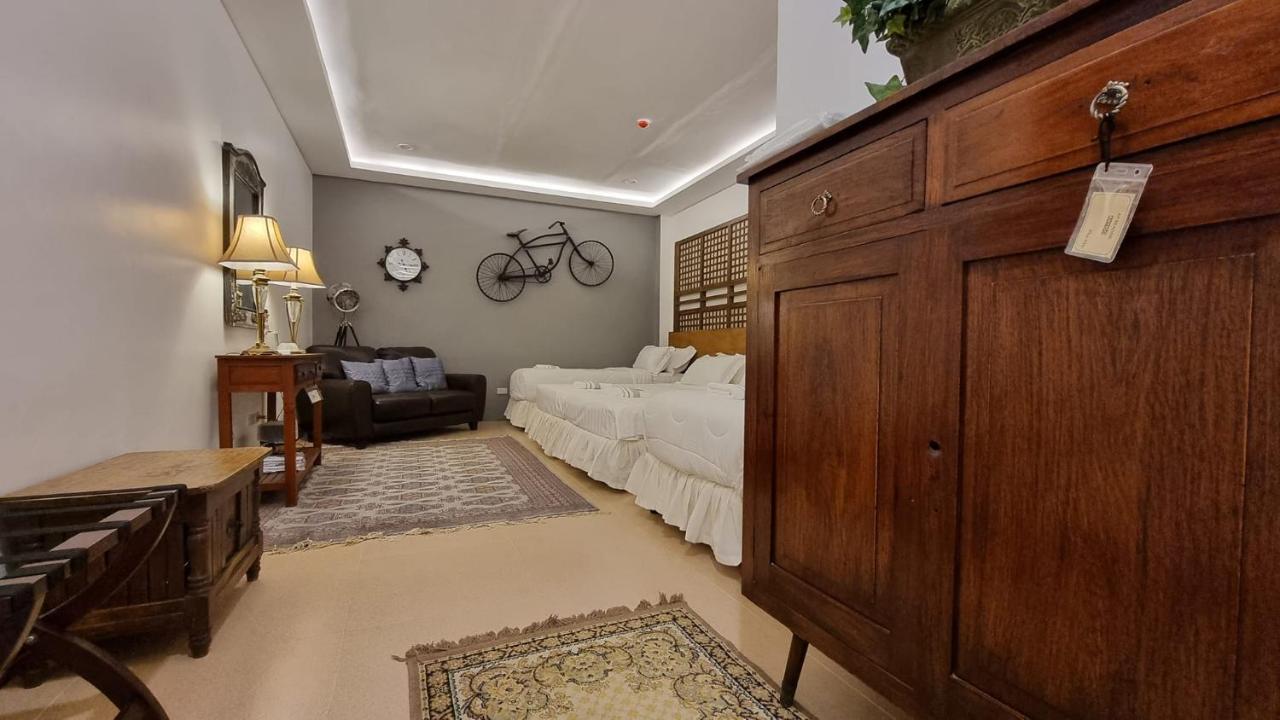 Отель Residencia Orlina Dumaguete City Экстерьер фото