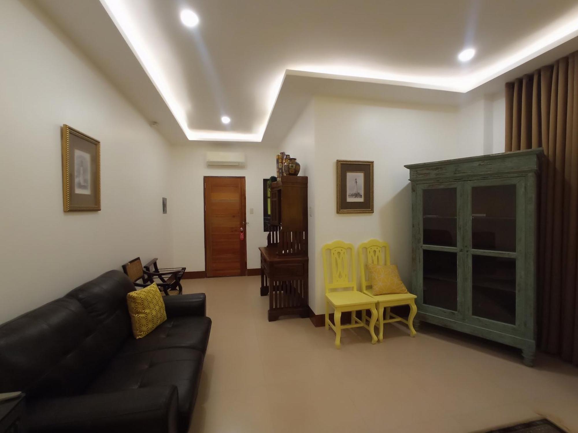 Отель Residencia Orlina Dumaguete City Экстерьер фото