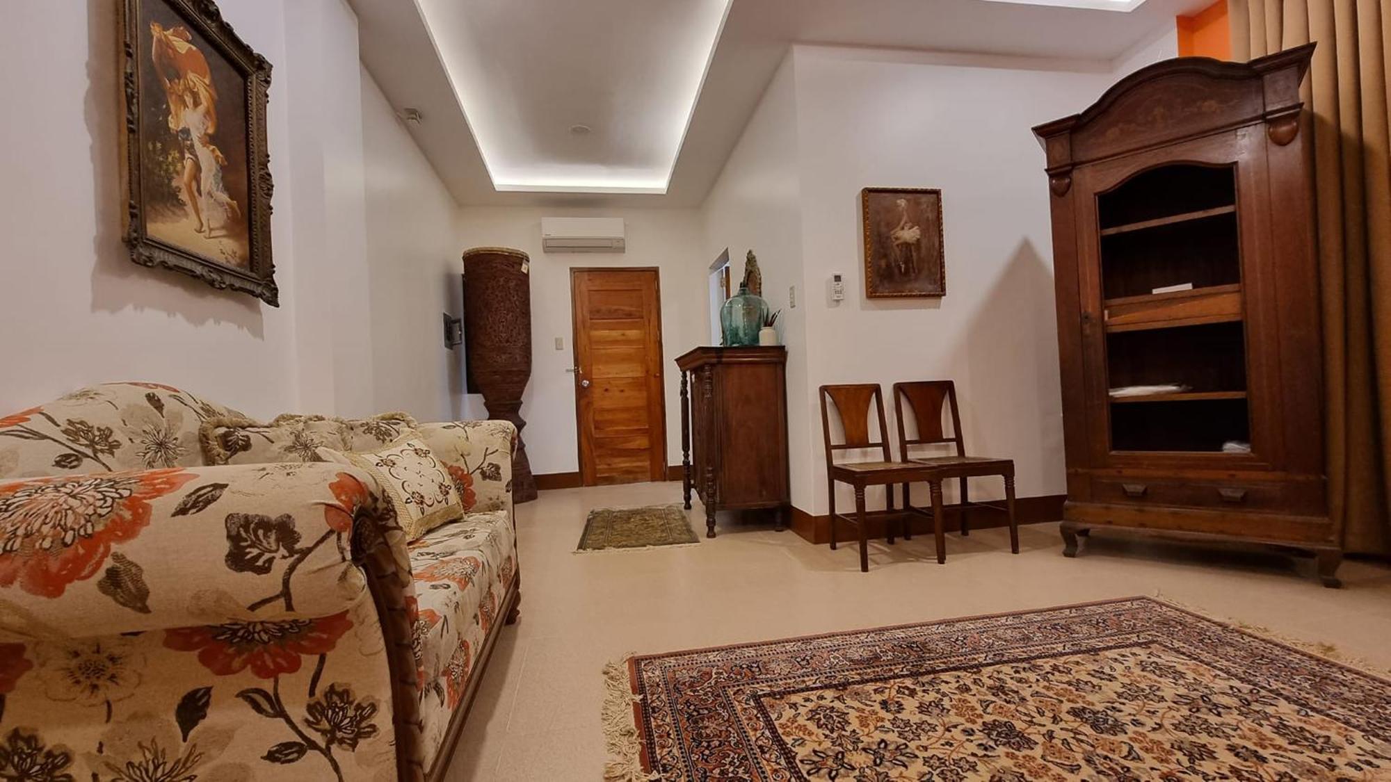 Отель Residencia Orlina Dumaguete City Экстерьер фото